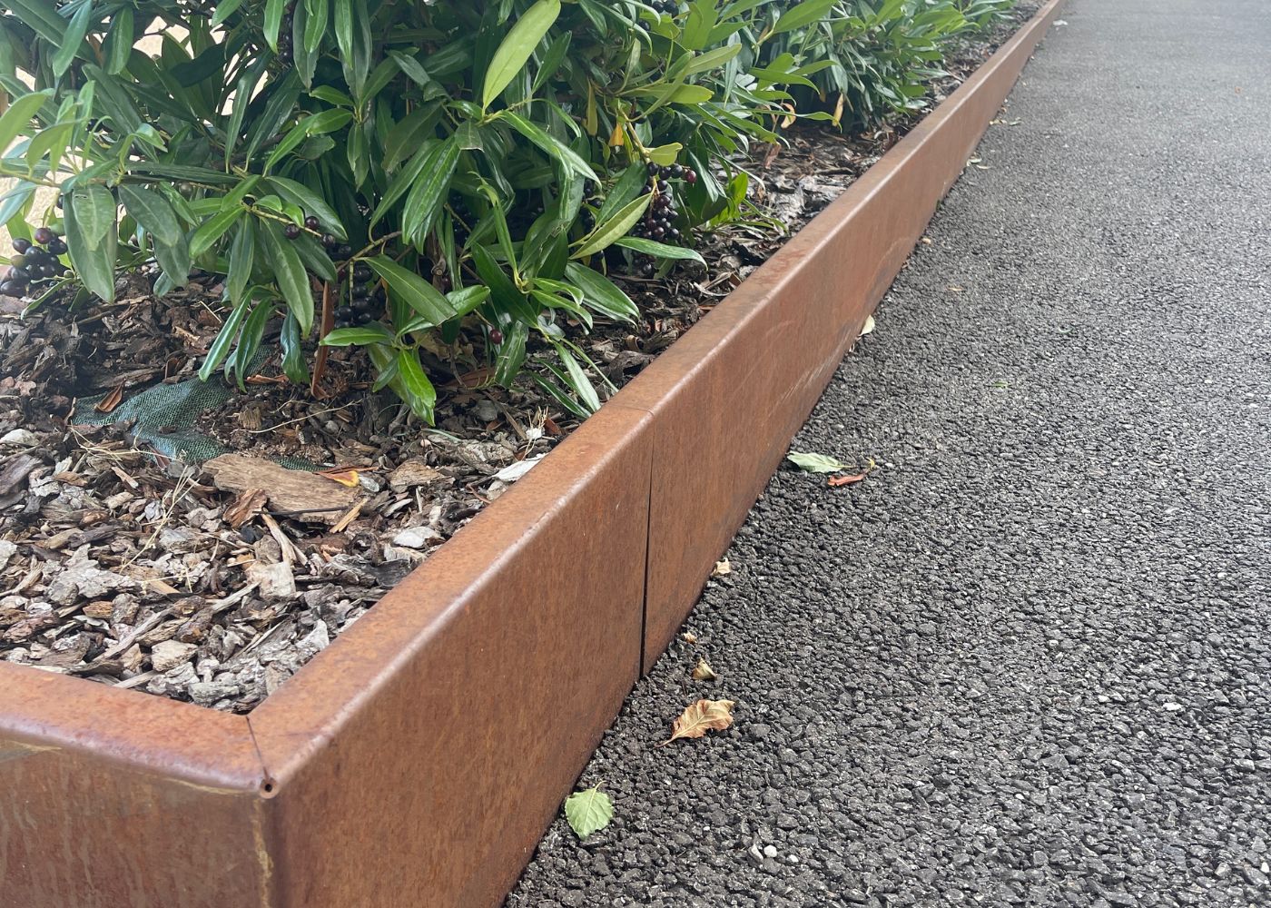 acier corten rouillé aménagement extérieur