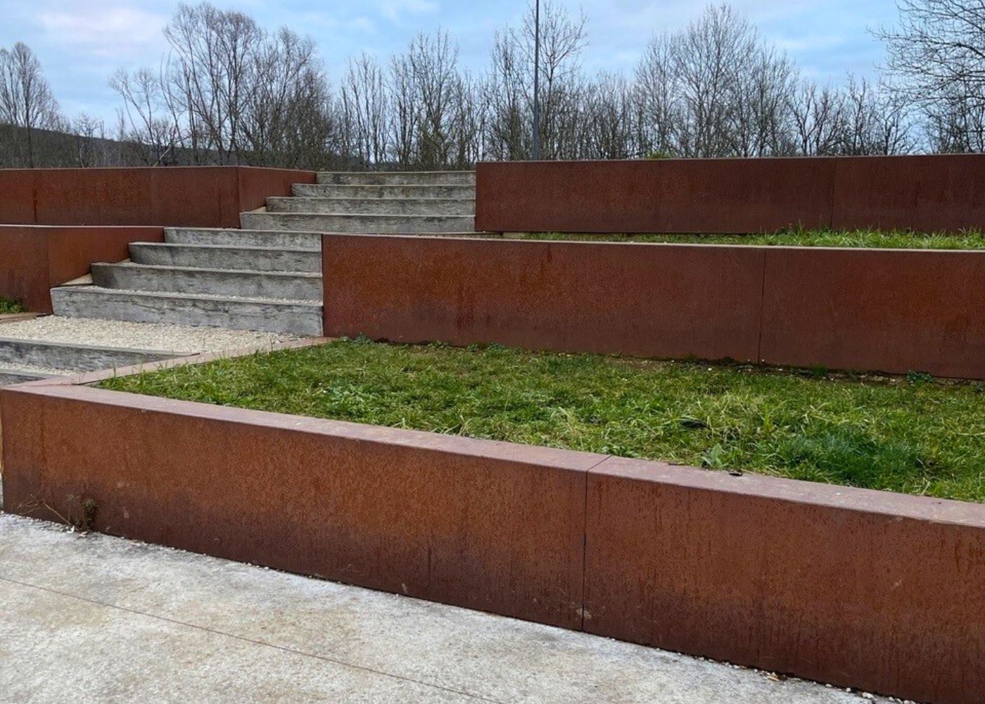 Mur de soutènement en acier corten